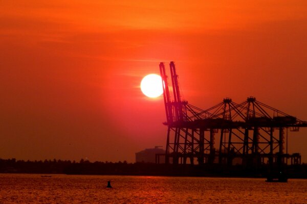 Ciel rose au coucher du soleil