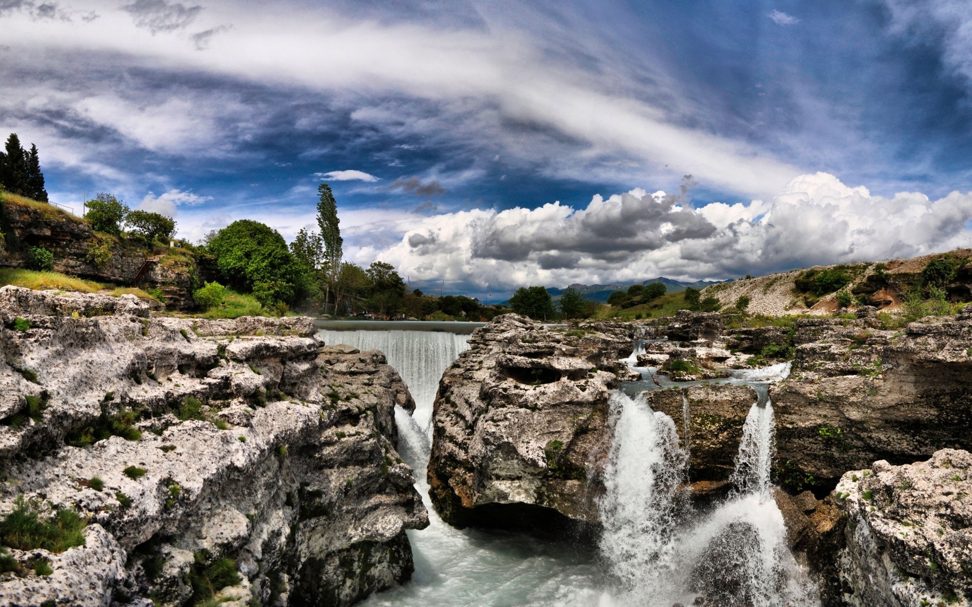 cascadas agua viajes paisaje cielo roca naturaleza al aire libre mar mar escénico piedra senderismo montaña nube verano