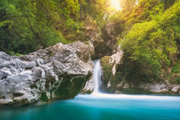 Cascata di sogno bellezza scritta