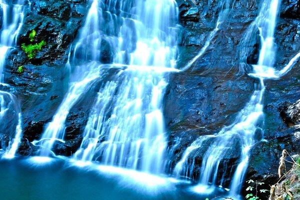 Le Web du mouvement des cours d eau de montagne