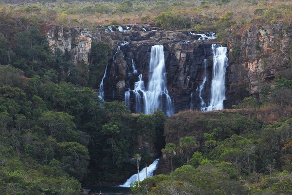 Flip do corumbgy - corumbgy waterfalls