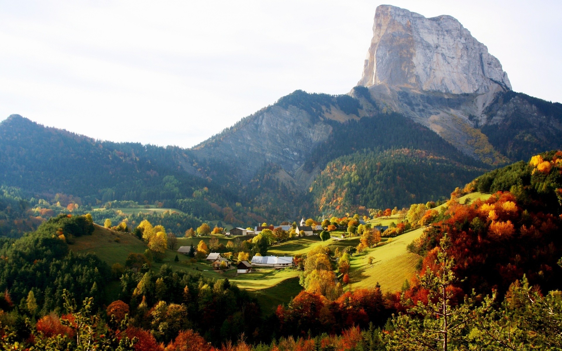 otoño montañas viajes paisaje al aire libre naturaleza cielo escénico valle árbol madera colina luz del día