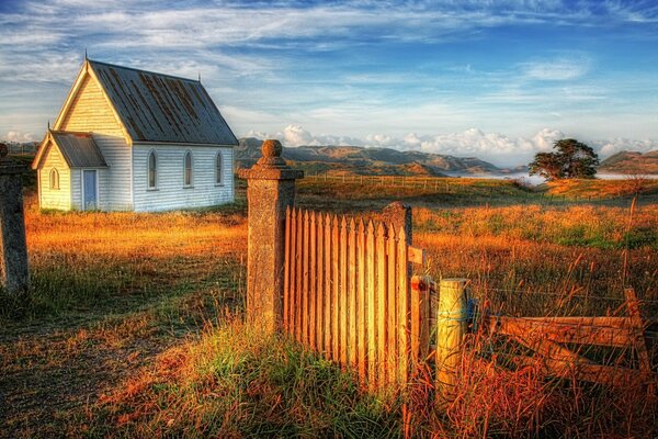 Maison dans la campagne automne d or