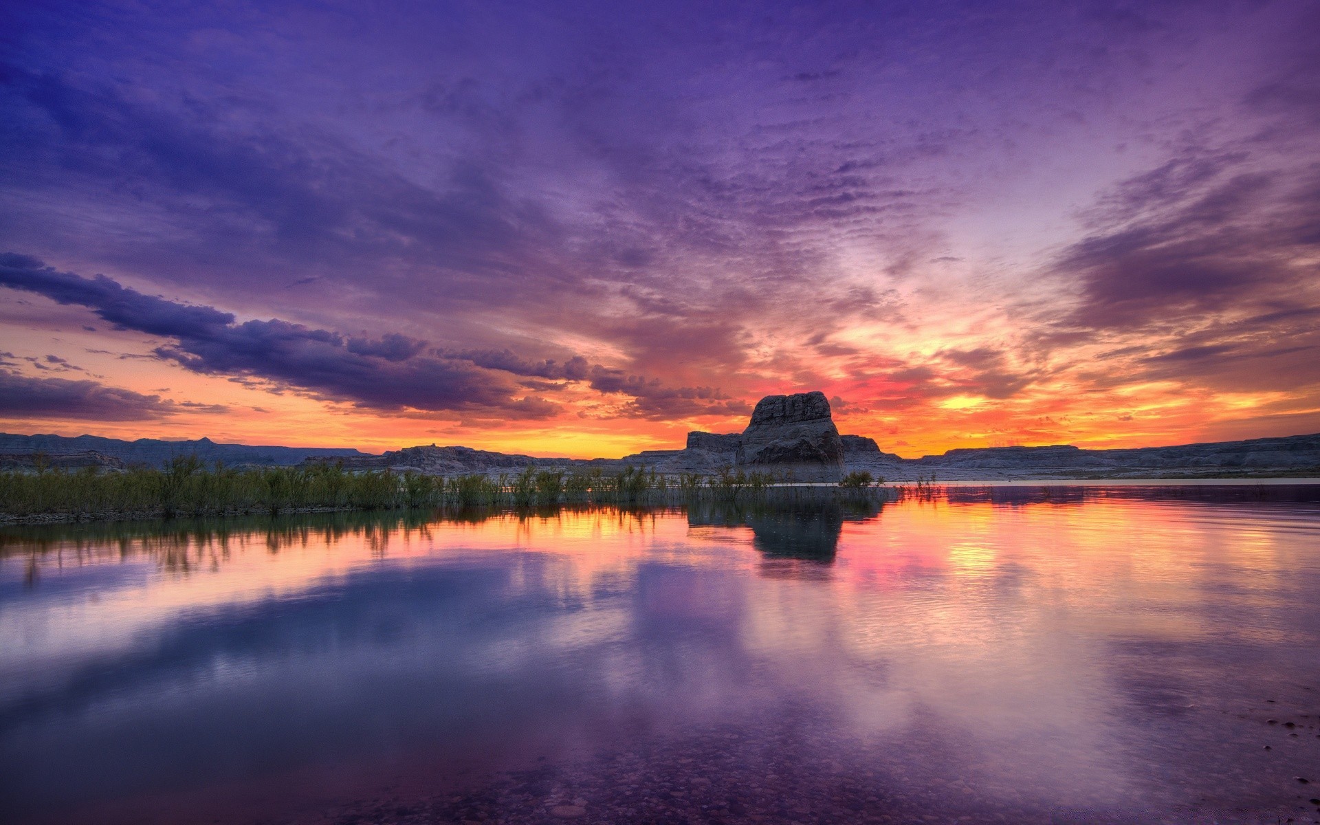 lake sunset dawn water reflection evening dusk sky landscape outdoors sun