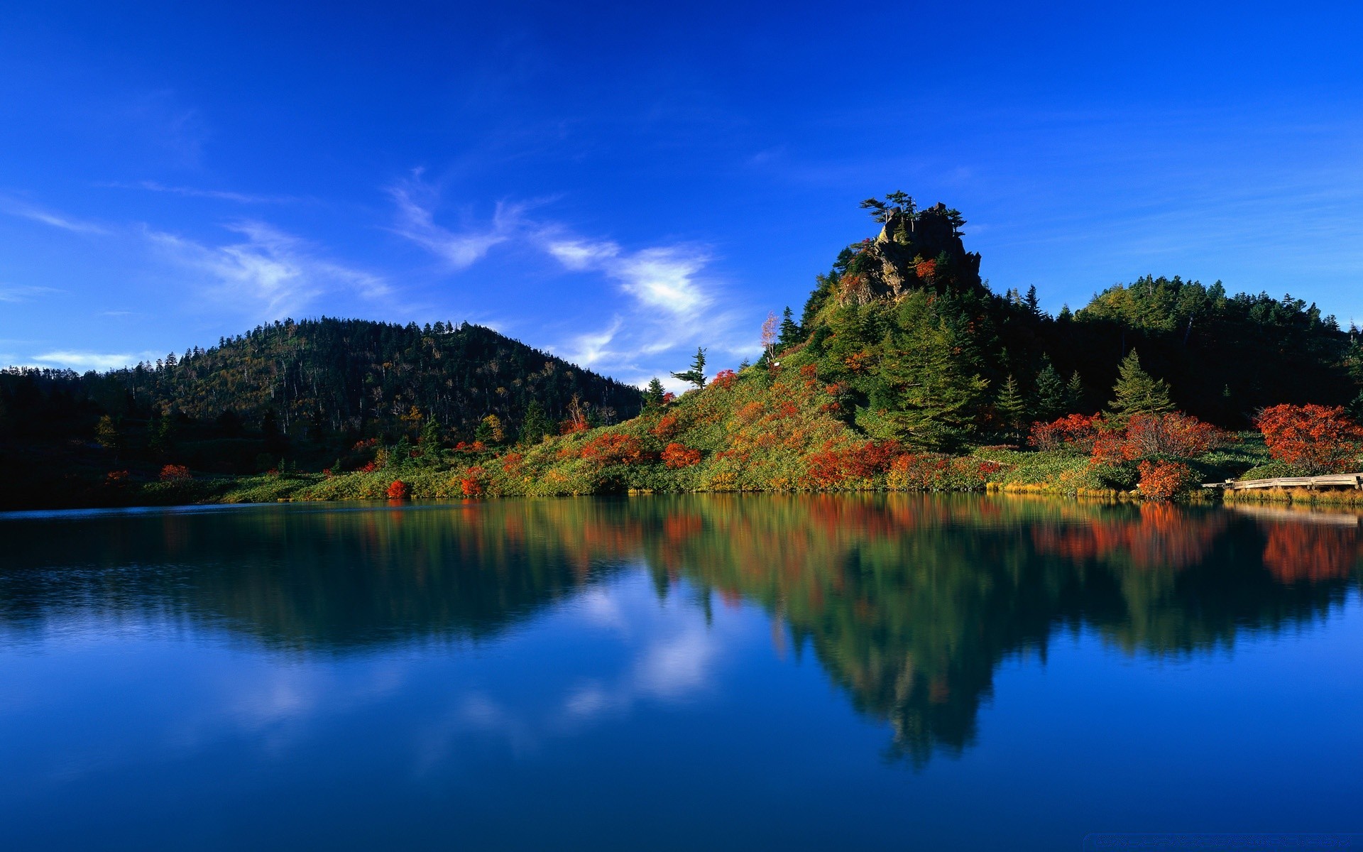 湖泊 水域 反射 户外 自然 景观 天空 旅游 河流 树 风景 黎明 夏天