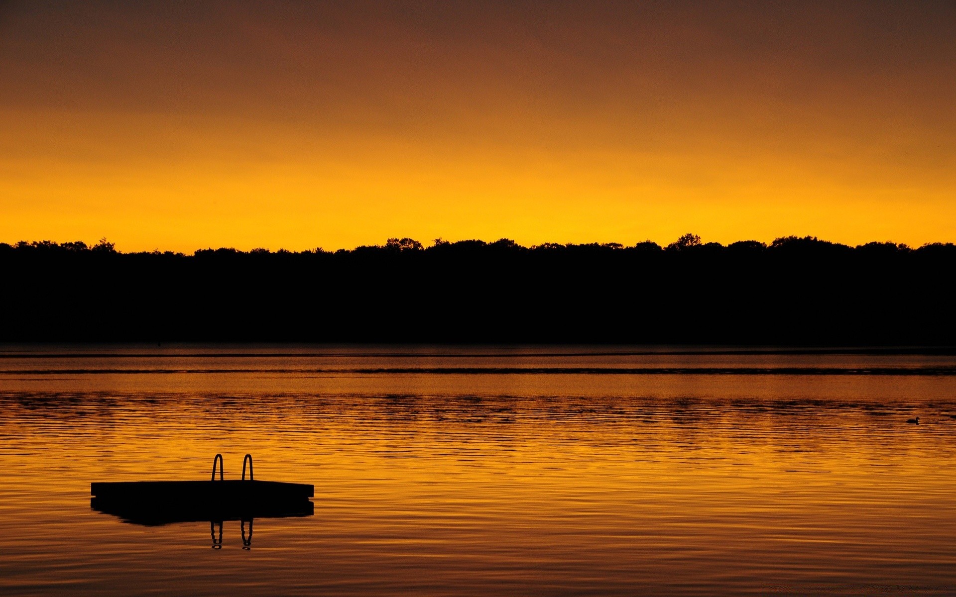 lake sunset dawn water dusk evening reflection sun backlit silhouette river placid nature sky