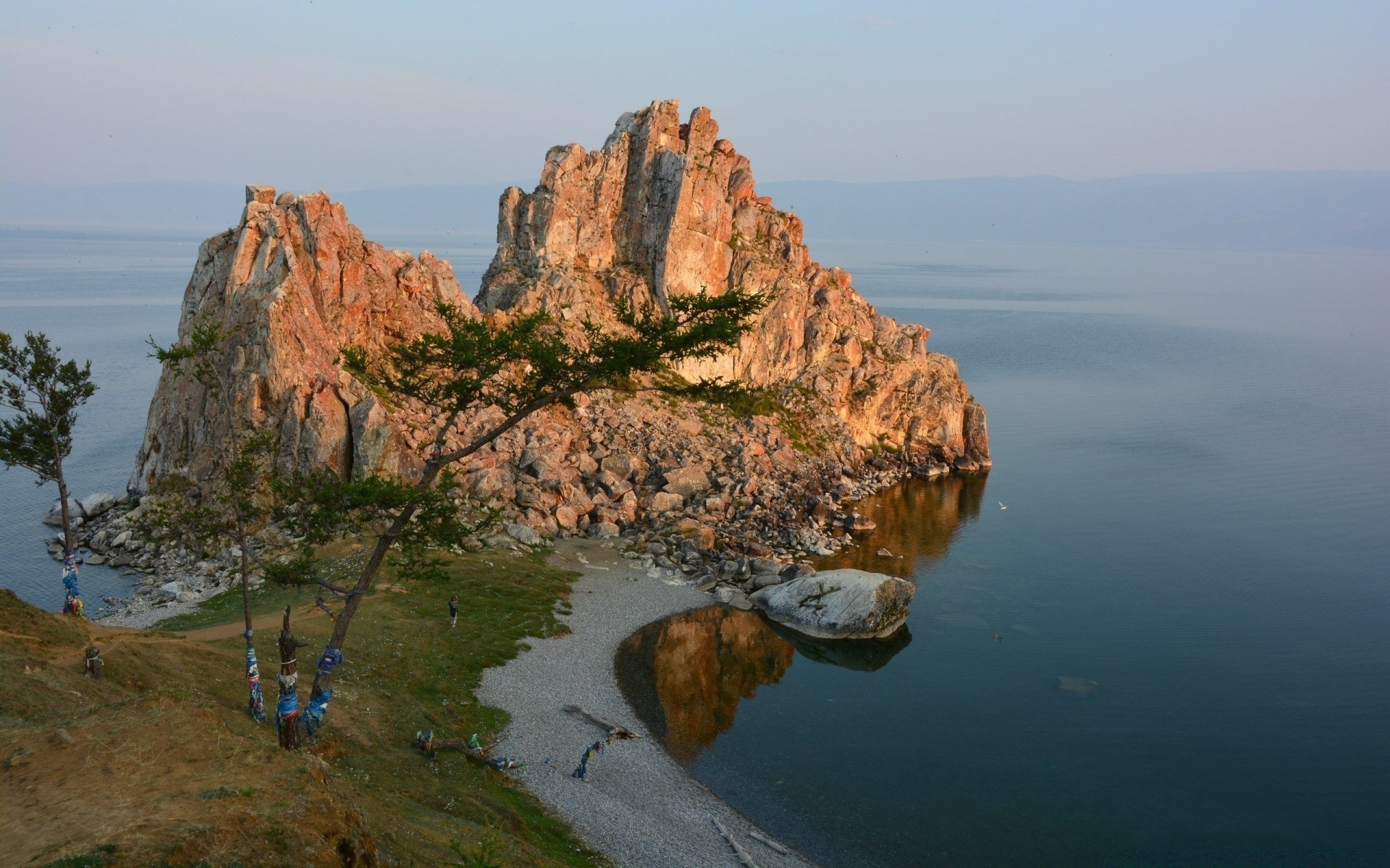 озера воды пейзаж рок моря путешествия море природа небо живописный на открытом воздухе океан пляж горы туризм