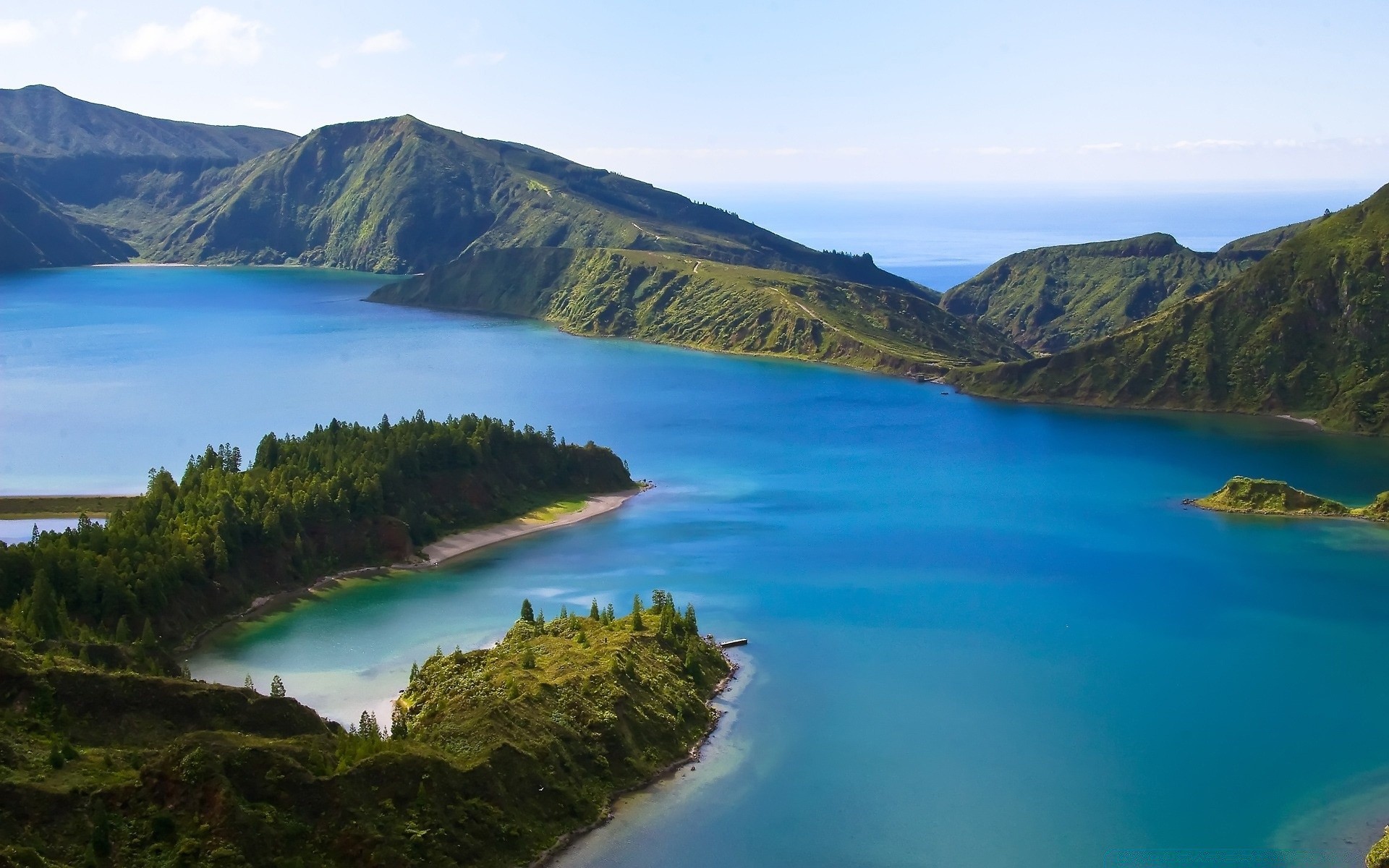 lac eau voyage paysage mer à l extérieur île nature ciel pittoresque montagnes