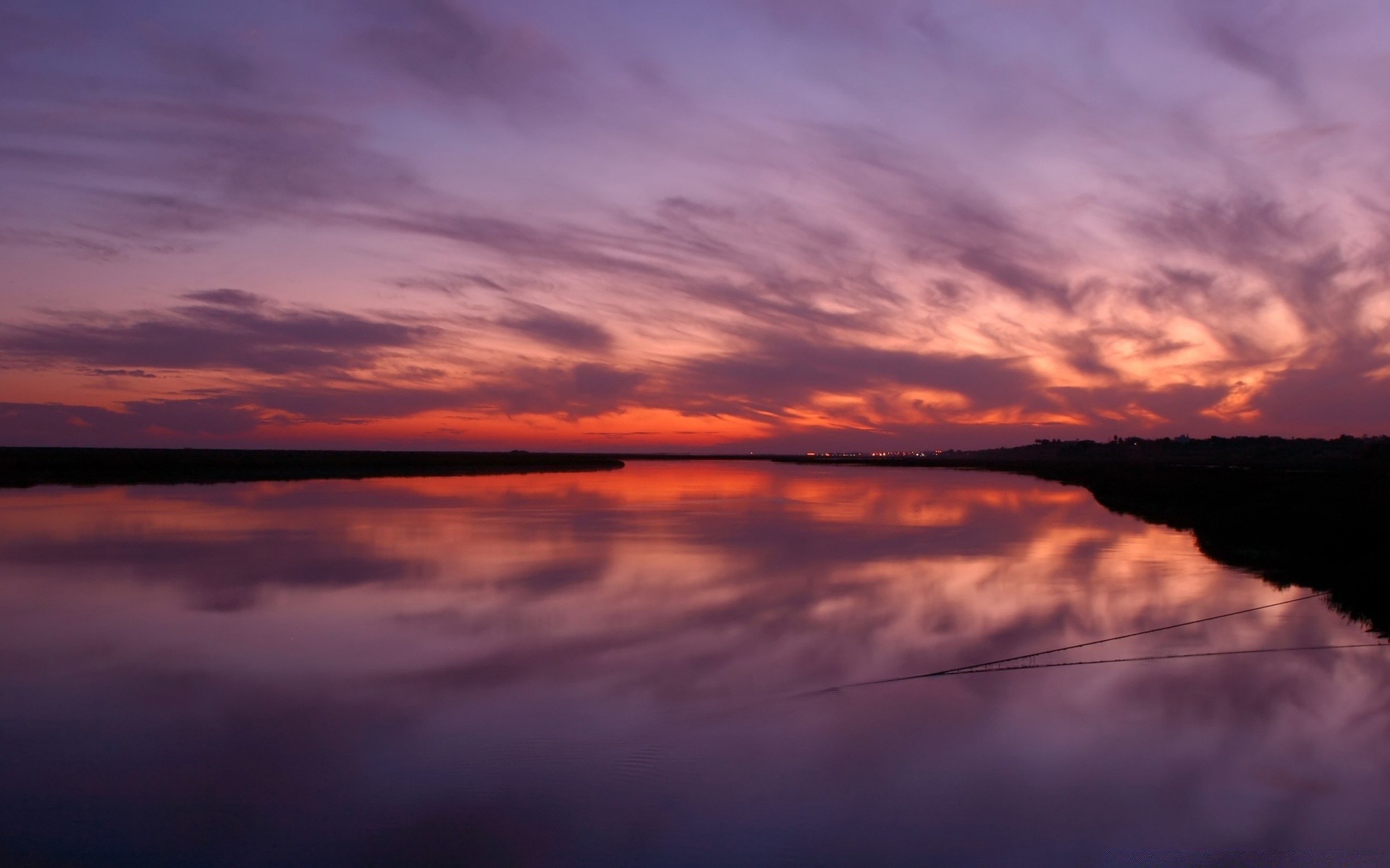 lago tramonto alba crepuscolo sera cielo acqua sole paesaggio illuminato natura mare luce silhouette drammatico oceano spiaggia bel tempo