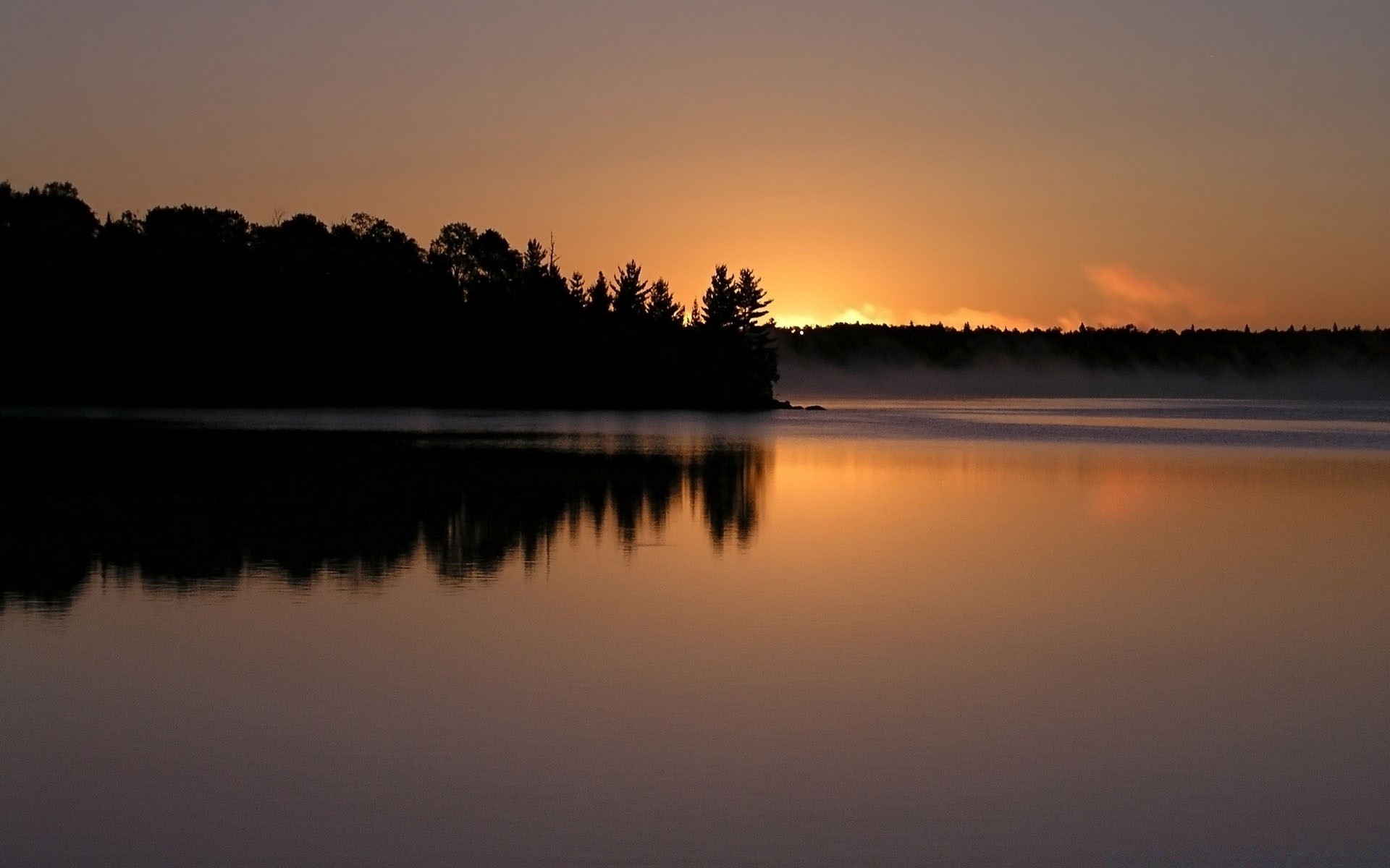 lac coucher de soleil aube eau soir crépuscule réflexion rétro-éclairé rivière soleil ciel paysage silhouette à l extérieur arbre plesid