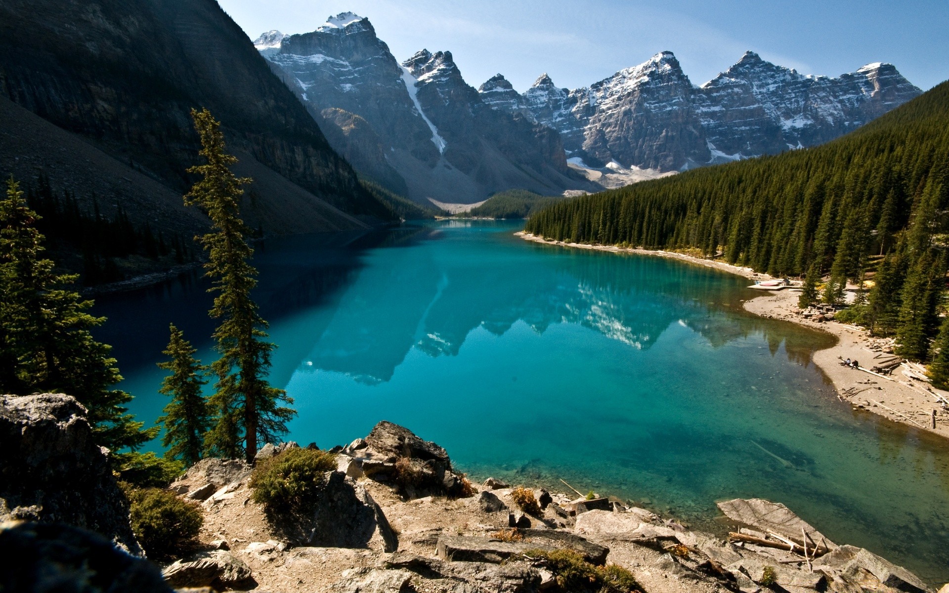 lago montagna acqua neve viaggi all aperto scenico paesaggio luce del giorno natura conifere valle cielo trekking