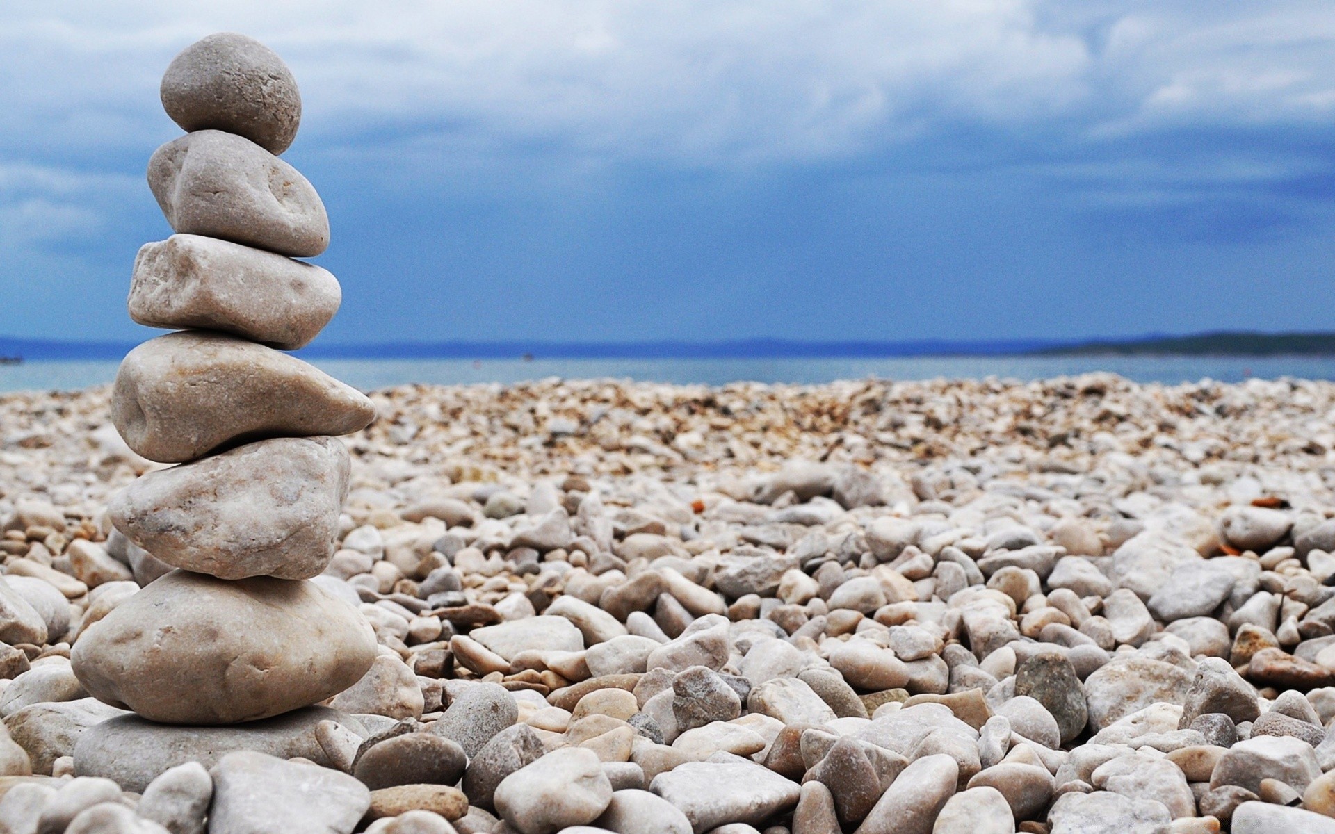 lagos playa roca mar zen boulder agua mar naturaleza piedra arena océano sangre fría suave cielo equilibrio relajación estabilidad armonía meditación