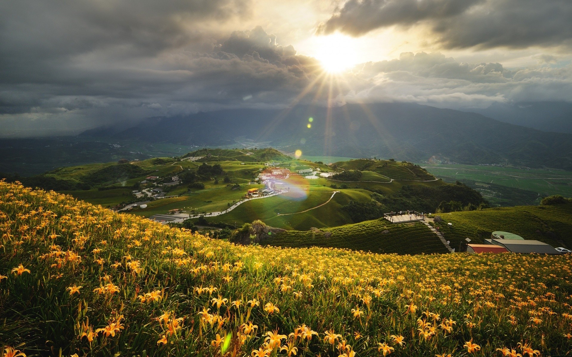 été paysage en plein air ciel nature voyage coucher de soleil herbe aube soir montagnes soleil beau temps rural terres cultivées campagne foin