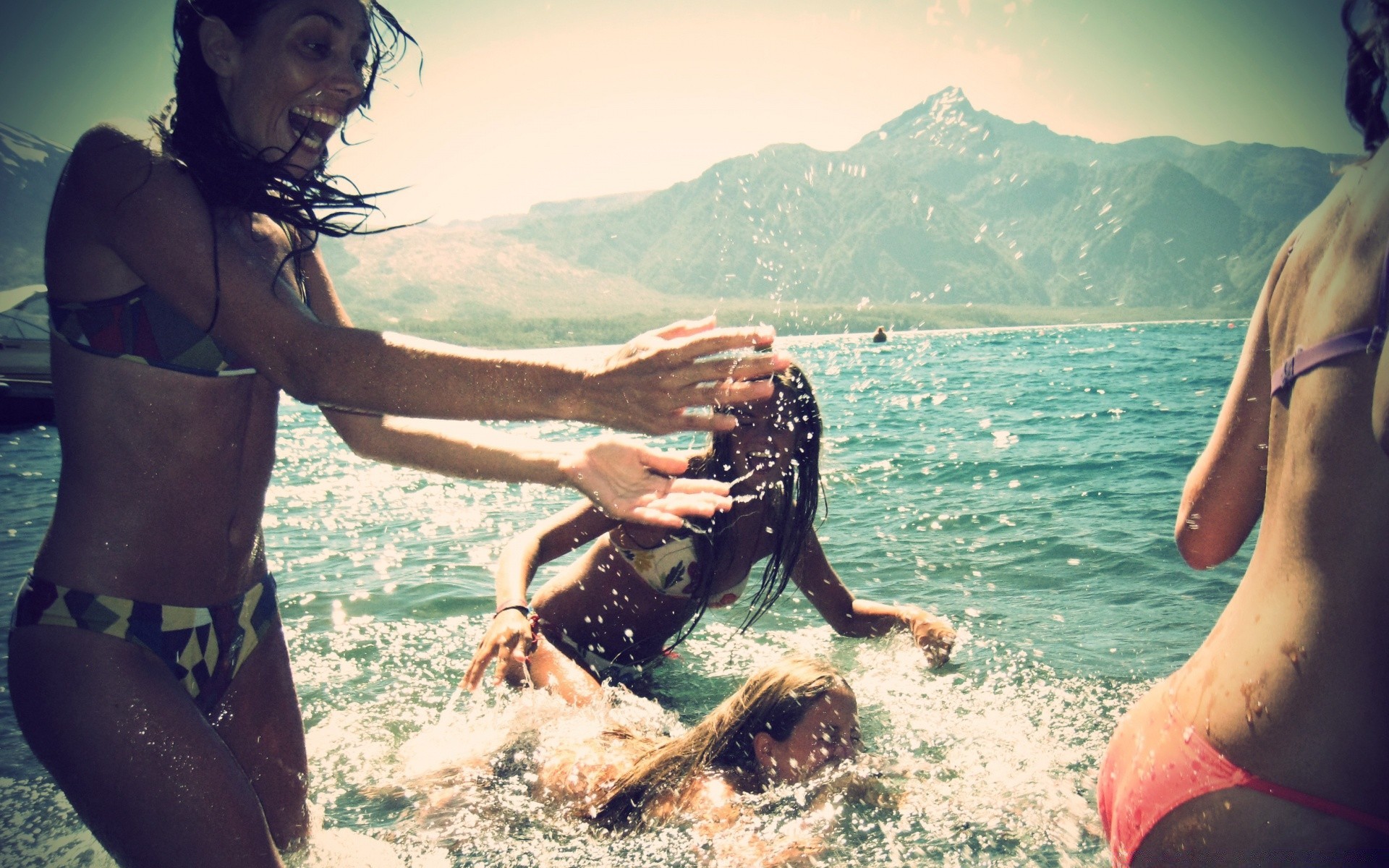 sommer wasser strand meer frau meer erwachsener ozean reisen urlaub allein im freien urlaub mädchen urlaub