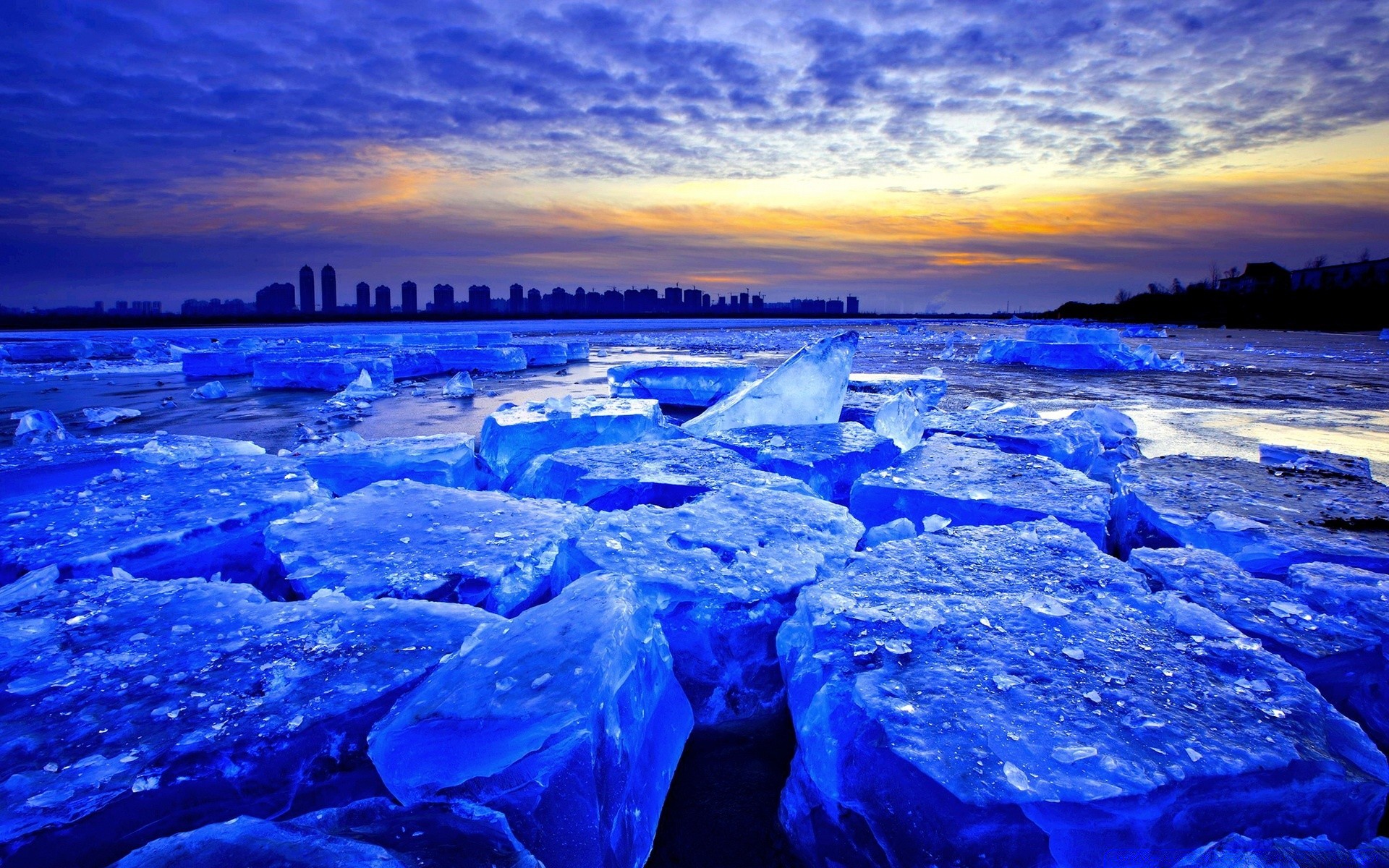 hiver coucher de soleil eau ciel mer aube nature crépuscule océan paysage neige soirée voyage plage soleil paysage mer beau temps