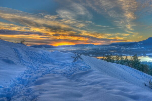 Winter sunset on the mountain