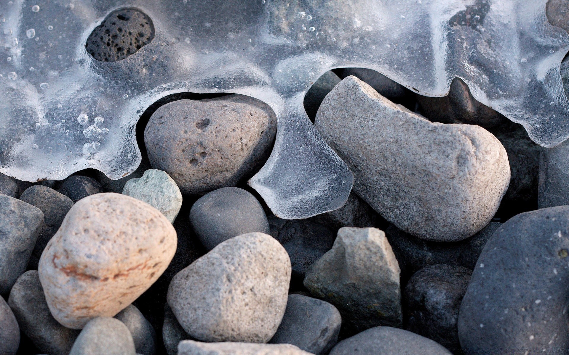 winter rock stein kopfsteinpflaster zen glatt oberfläche desktop grau textur natur kies boulder harmonie abstrakt nass formen hart schließen wasser