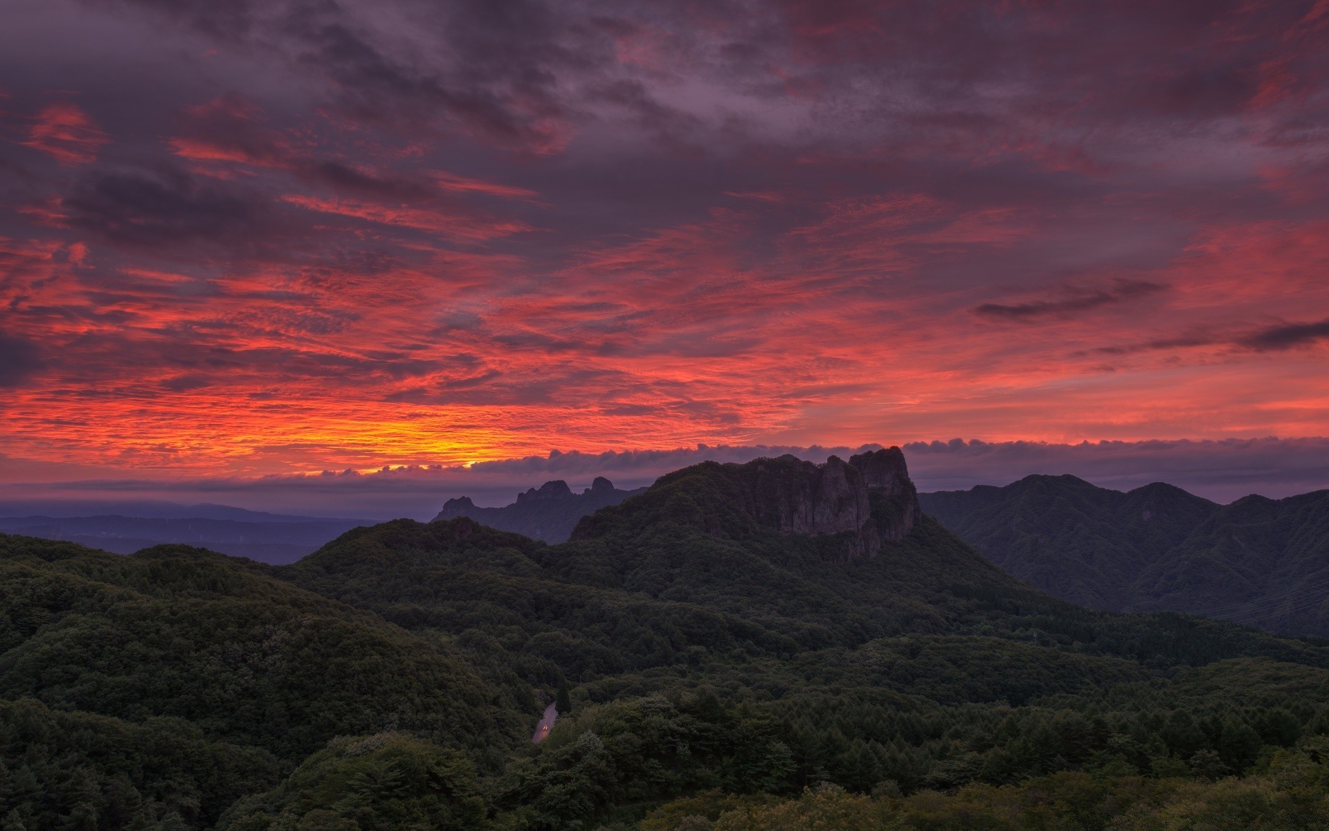 paysage coucher de soleil aube montagnes paysage soirée voyage crépuscule ciel en plein air