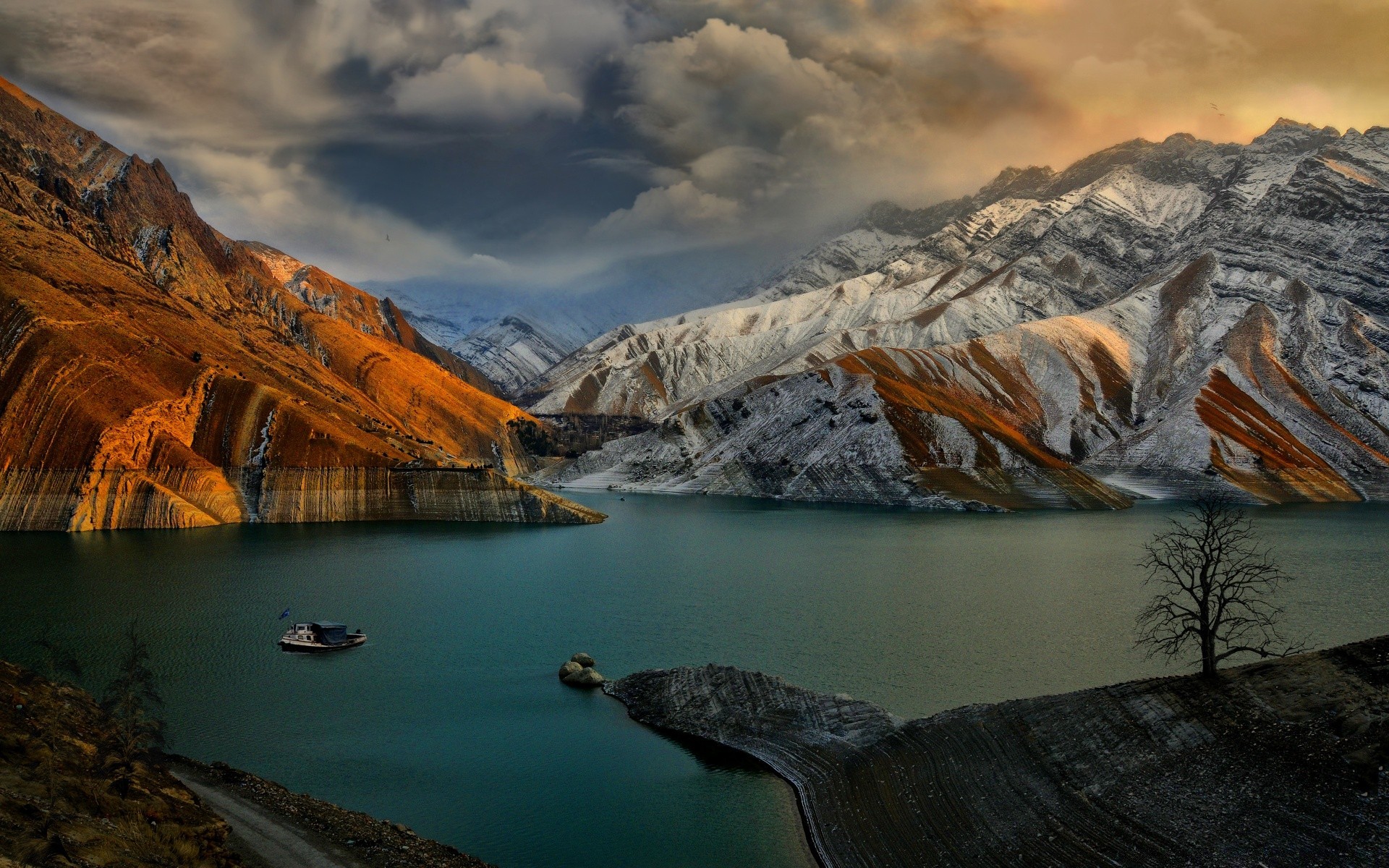 paysage eau neige montagnes lac voyage réflexion paysage aube à l extérieur coucher de soleil nature scénique glace ciel soir rivière hiver