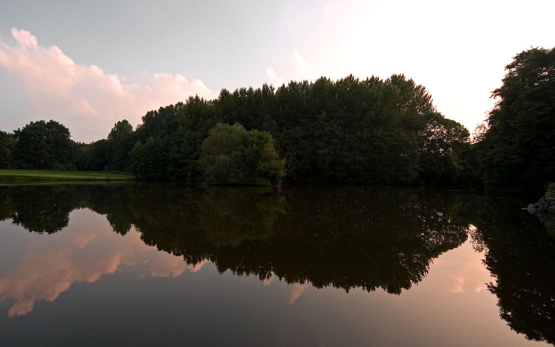 lago agua reflexión paisaje árbol río naturaleza amanecer al aire libre piscina espejo escénico parque cielo verano luz del día