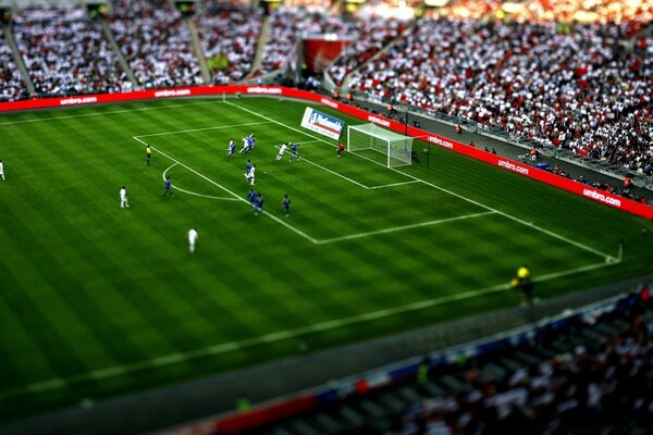 Volle Tribünen bei einem Fußballspiel