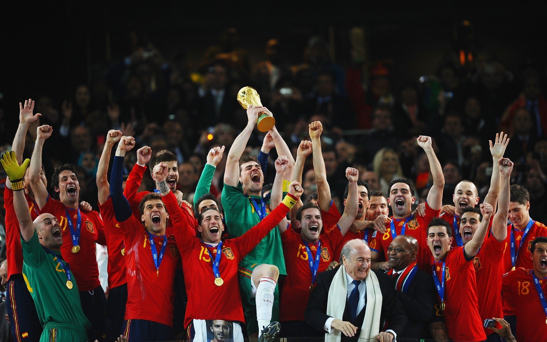 fútbol fútbol competencia juegos pelota atleta partido campeonato estadio baloncesto copa aficionado a los deportes hombre victoria adulto premio liga campeón vacaciones