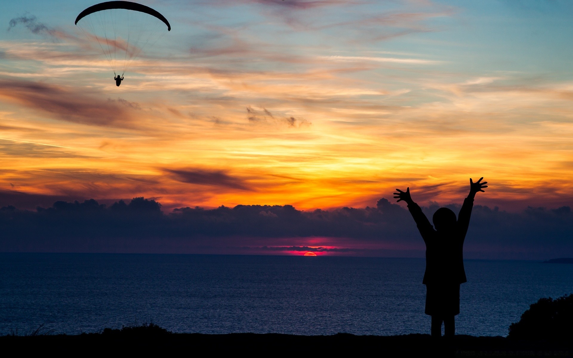 sport tramonto sera alba crepuscolo illuminato sole cielo silhouette acqua all aperto vacanze spiaggia vacanze mare luna