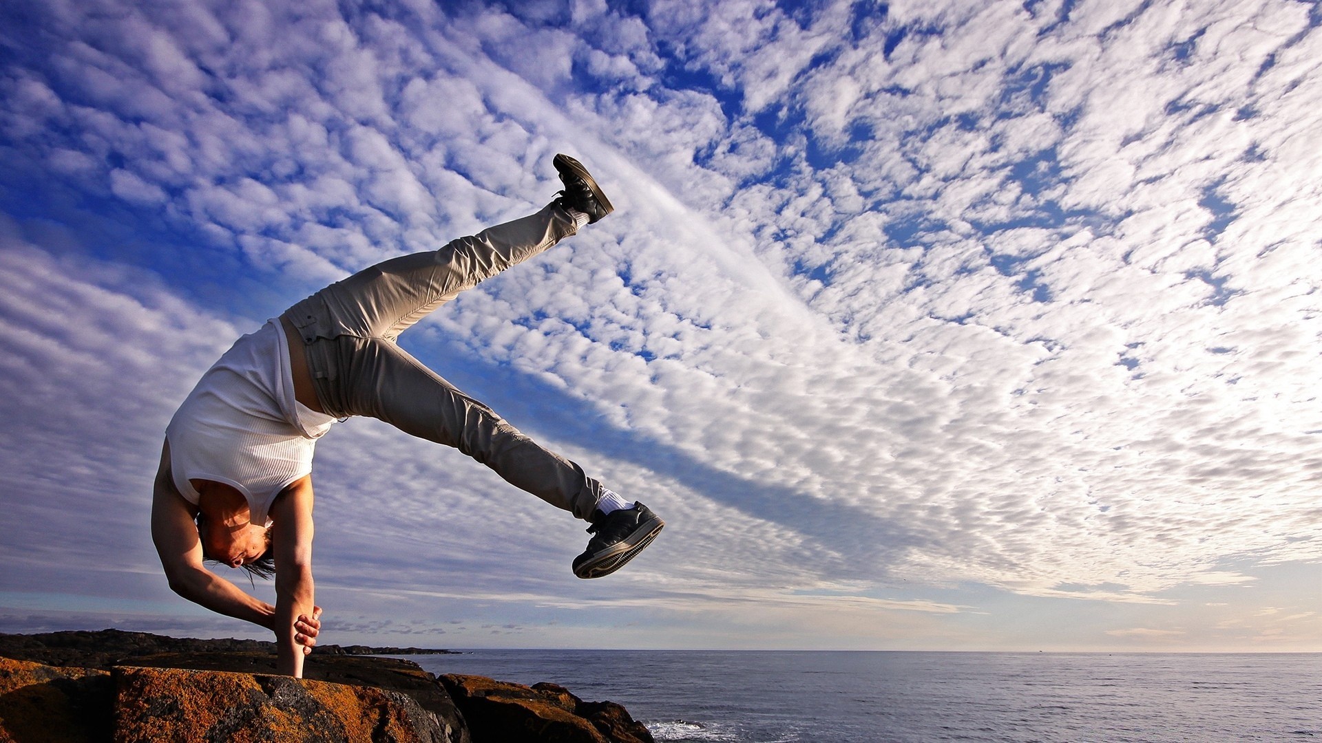 sport singolo cielo acqua equilibrio all aperto mare azione ricreazione oceano ricreazione