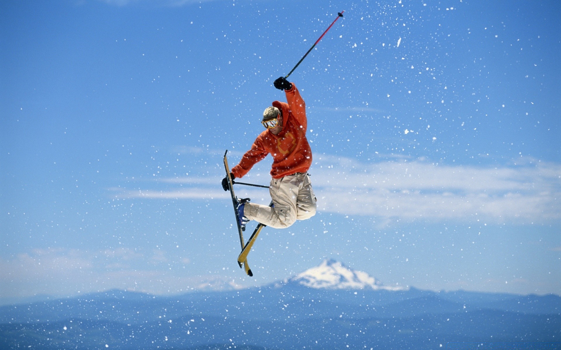 esquí ocio solo equipo deportivo acción adulto nieve competencia hombre al aire libre ocio diversión habilidad aventura