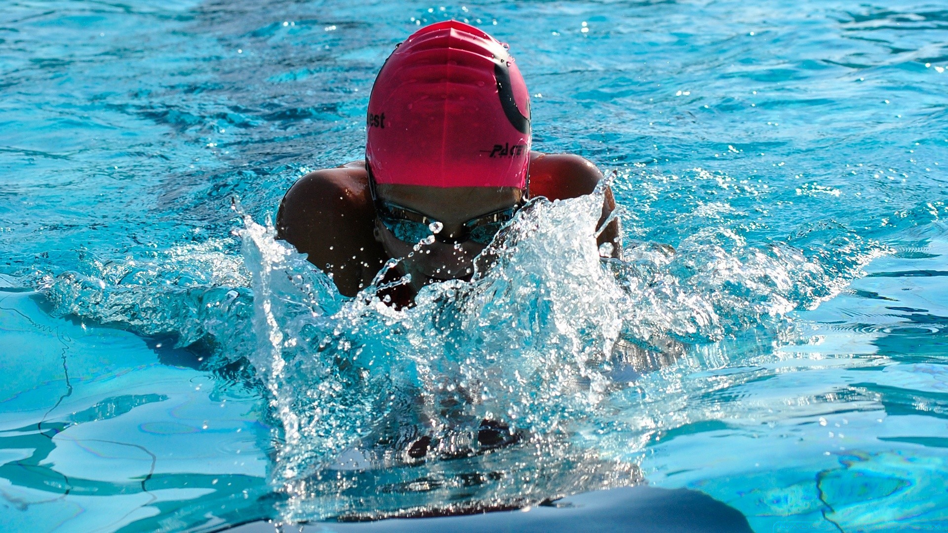 esportes natação água molhado lazer piscina piscina esportes aquáticos lazer respingo nadador debaixo d água verão diversão férias óculos viagens ação oceano esporte