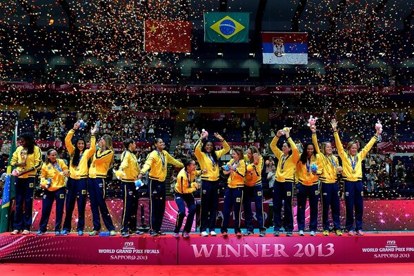 In the stadium, the winners of the competition gathered a football team to celebrate the win