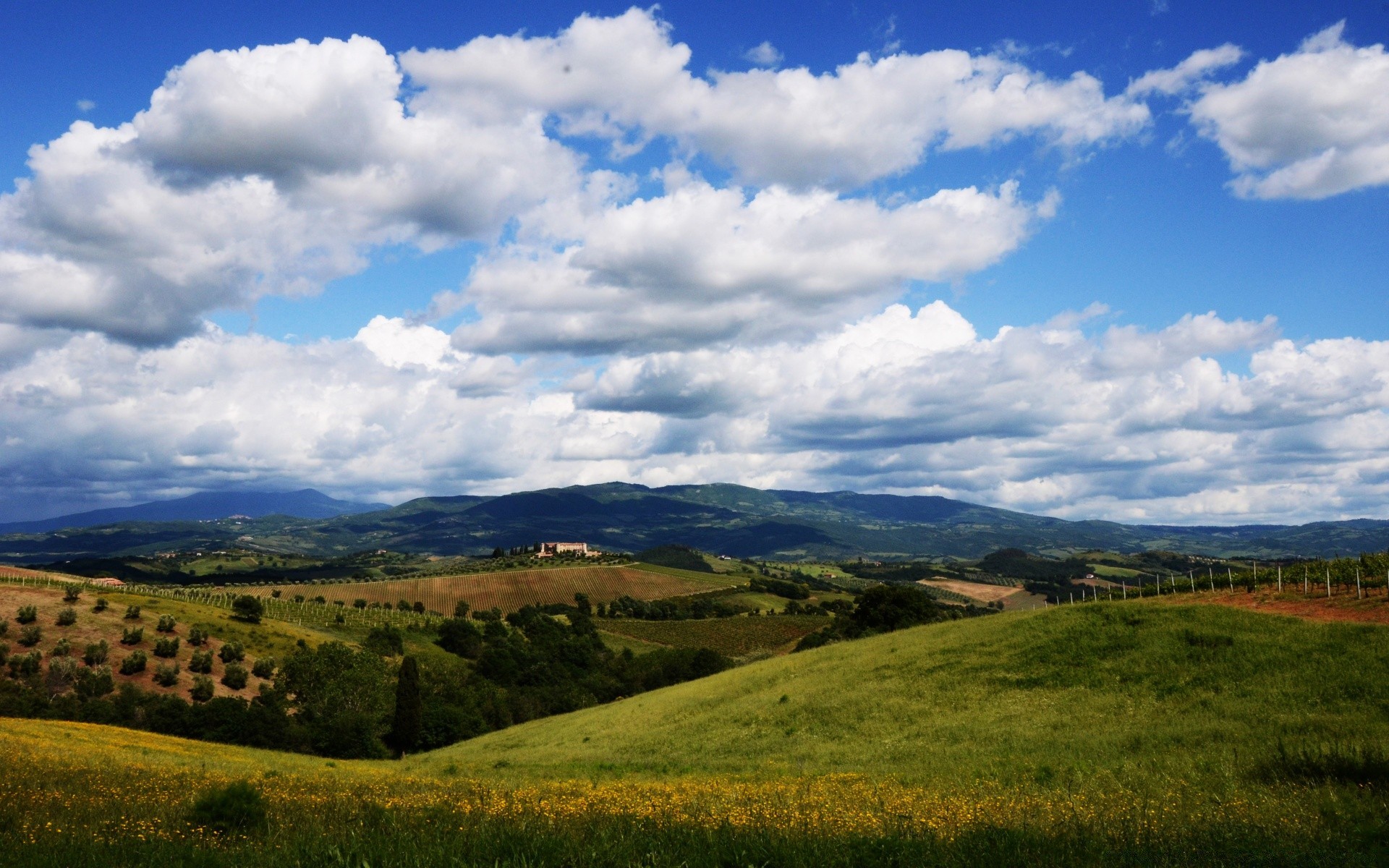 paysage paysage ciel nature en plein air voyage herbe colline agriculture campagne arbre été rural champ