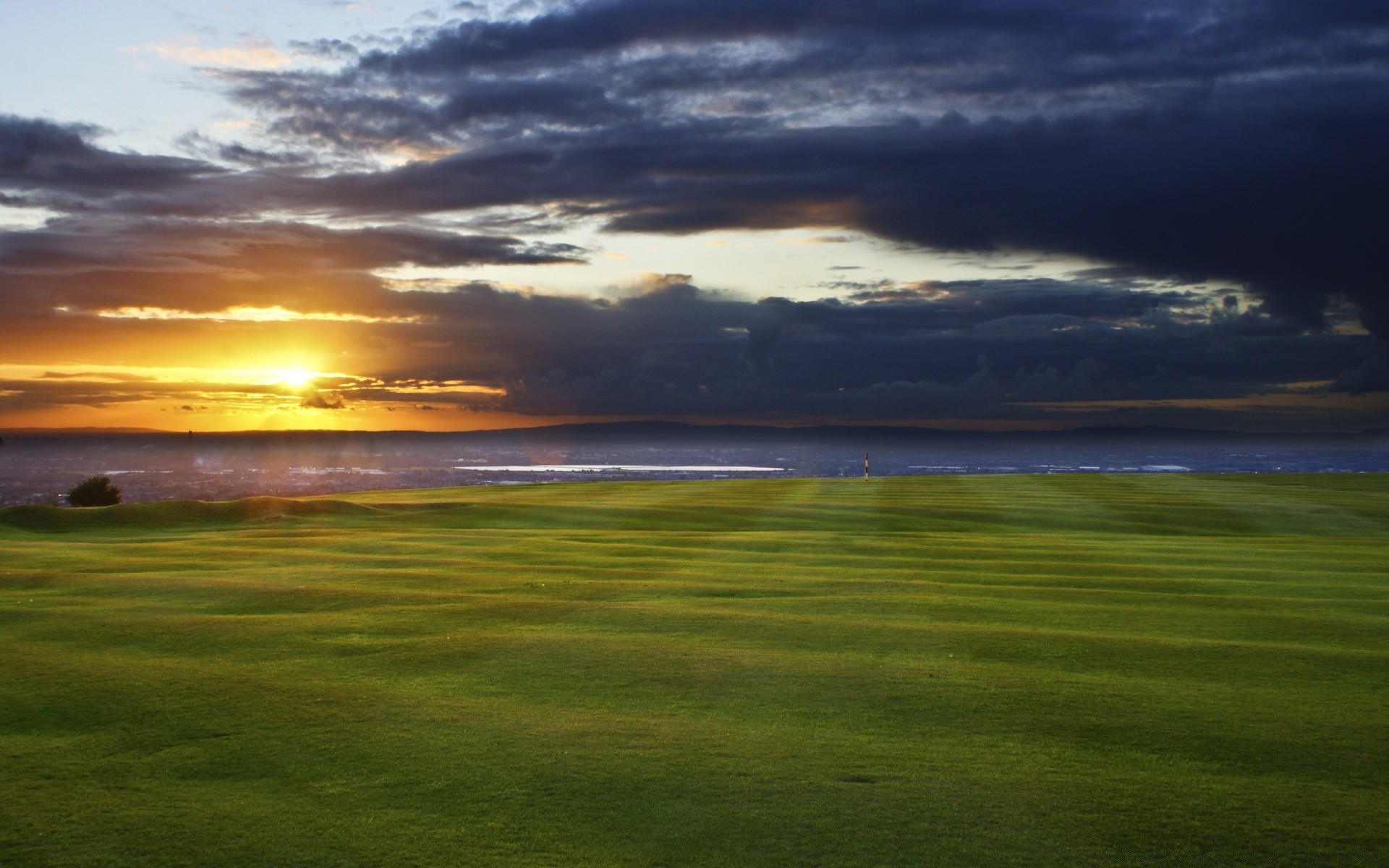 landschaft landschaft sonnenuntergang wasser natur himmel sonne dämmerung gras golf sommer im freien gutes wetter wolke