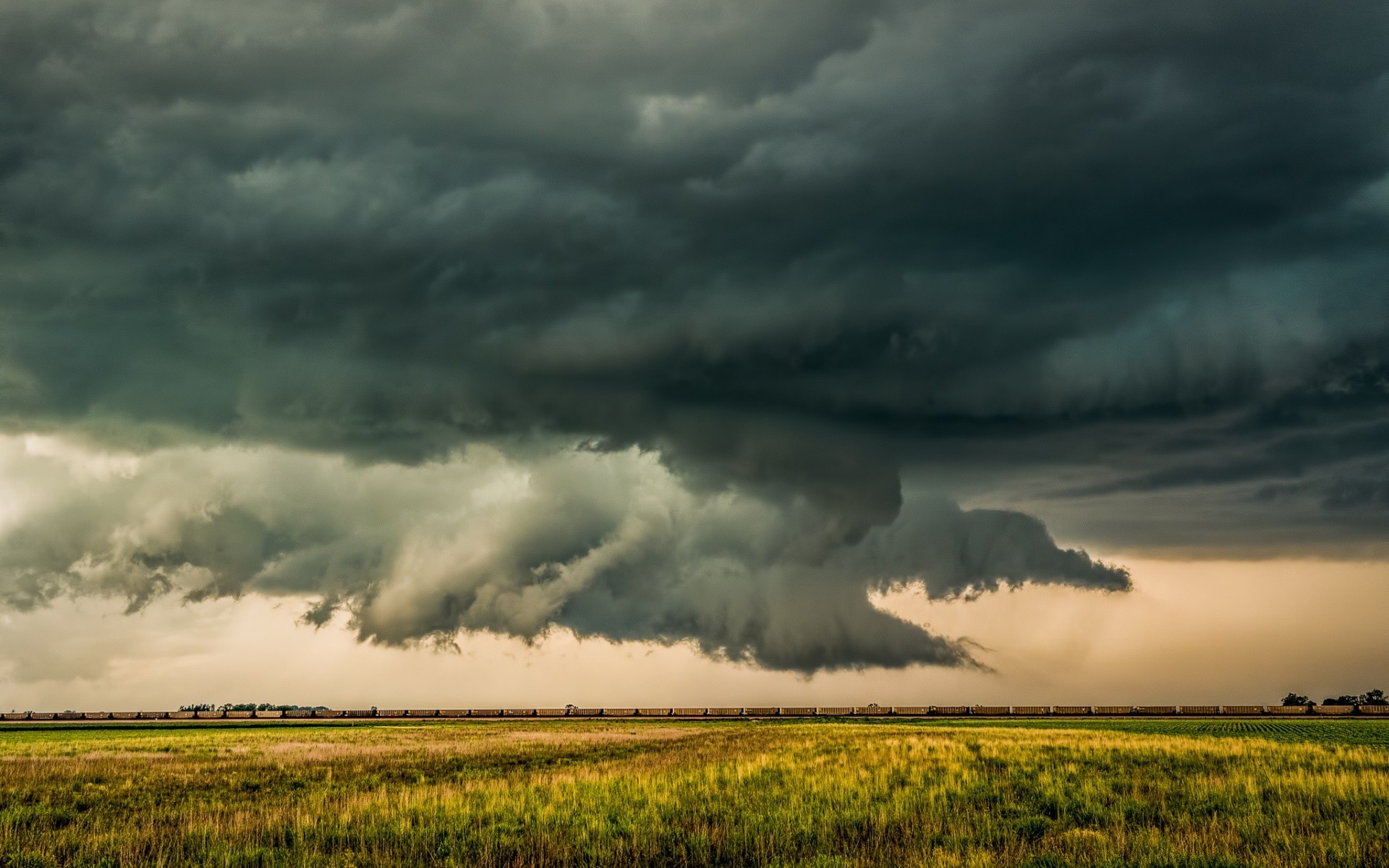 américa tormenta tormenta paisaje lluvia cielo puesta de sol naturaleza trueno dramático tiempo relámpago nube al aire libre agricultura amanecer campo sol rural campo