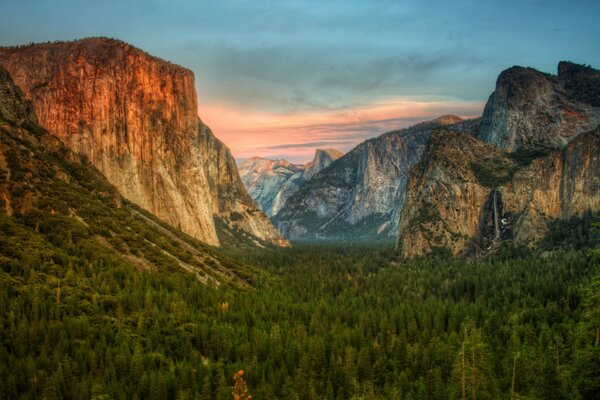 Paisagem cênica da montanha Americana