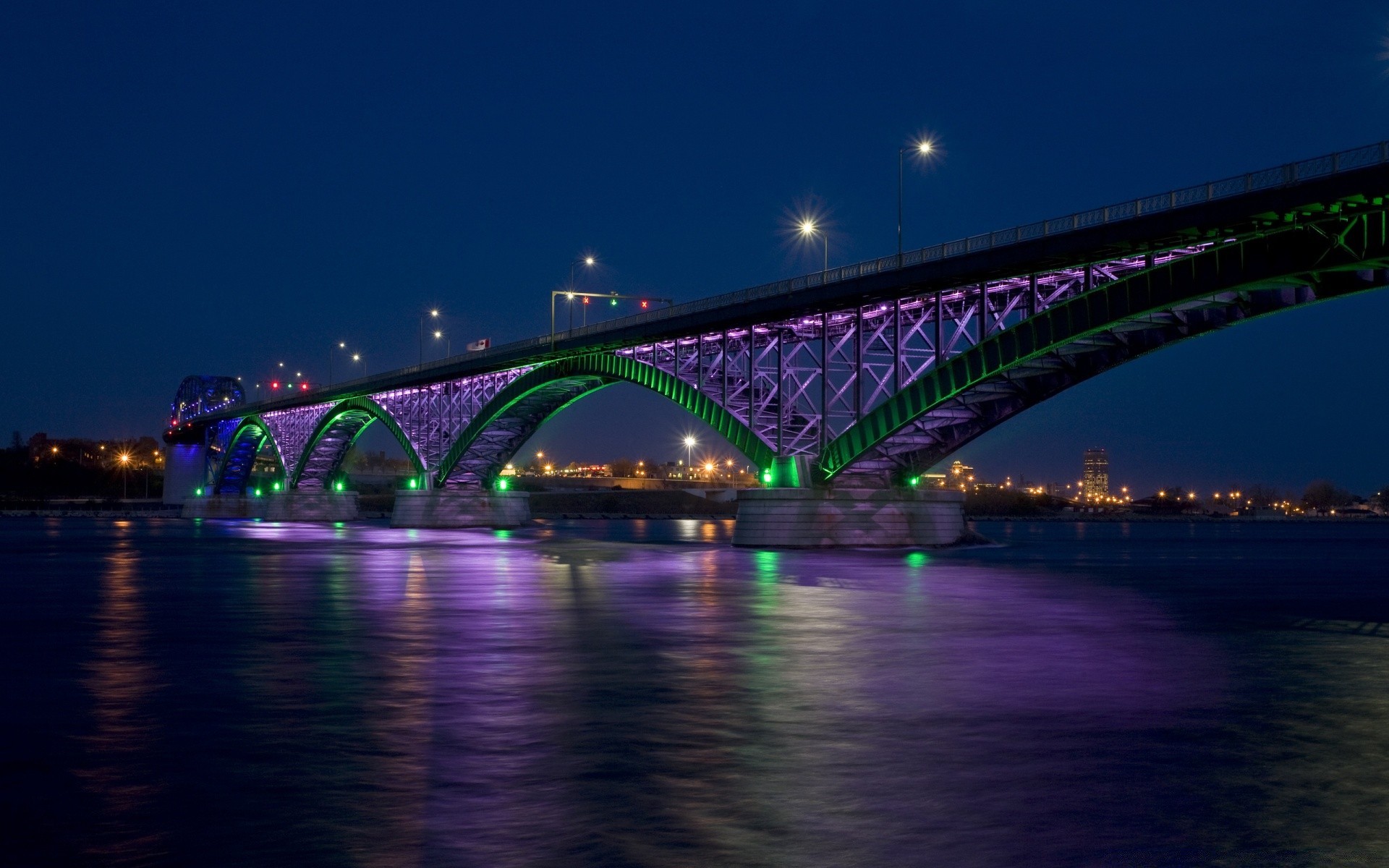 amérique pont architecture eau rivière ville voyage soir crépuscule connexion pont suspendu trafic urbain coucher de soleil ciel système de transport ville flou maison centre-ville