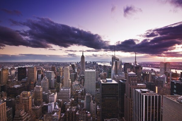 Es gibt eine Menge Skyline-Architektur in amerikanischen Städten