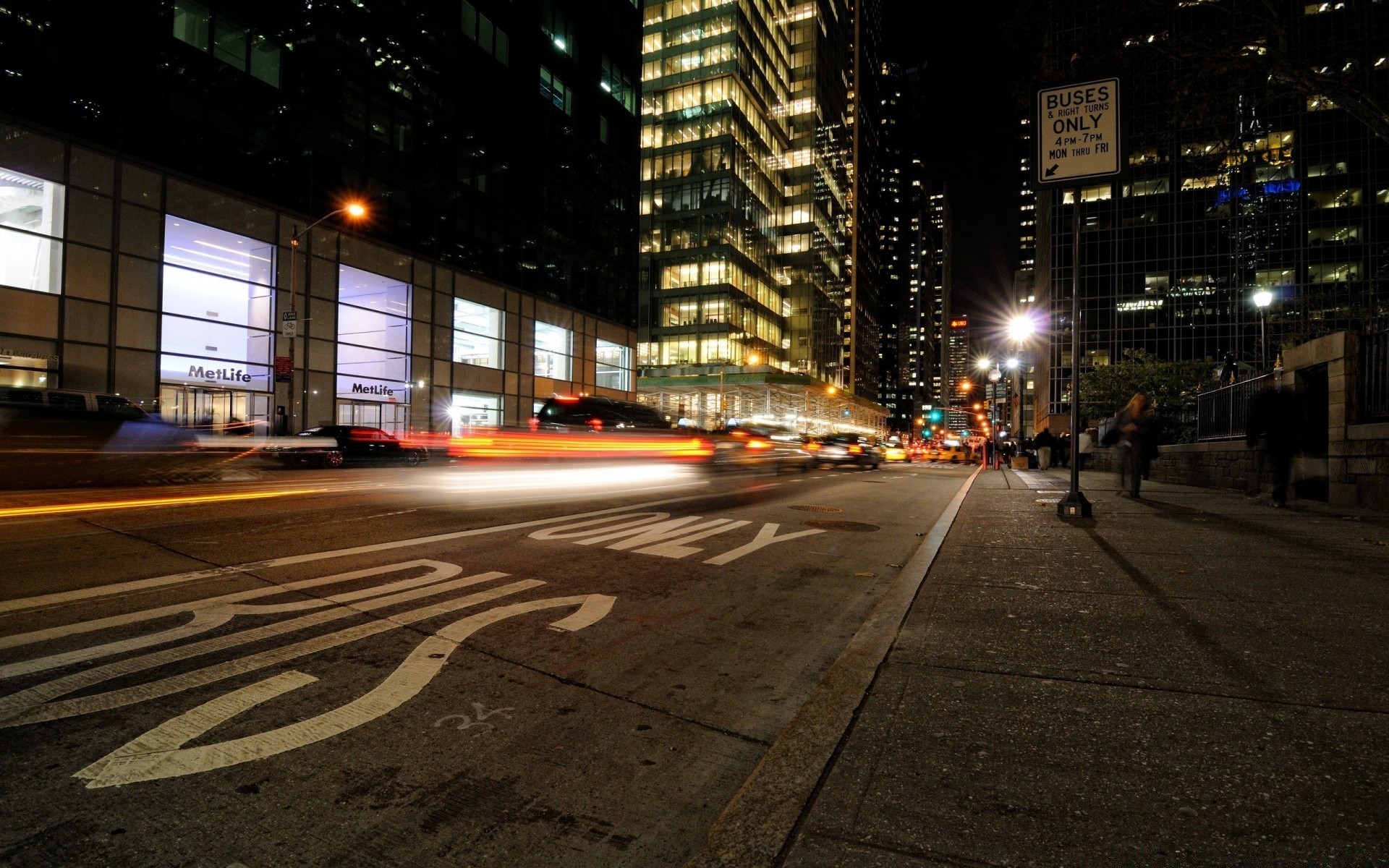 Ночные улицы Нью-Йорка