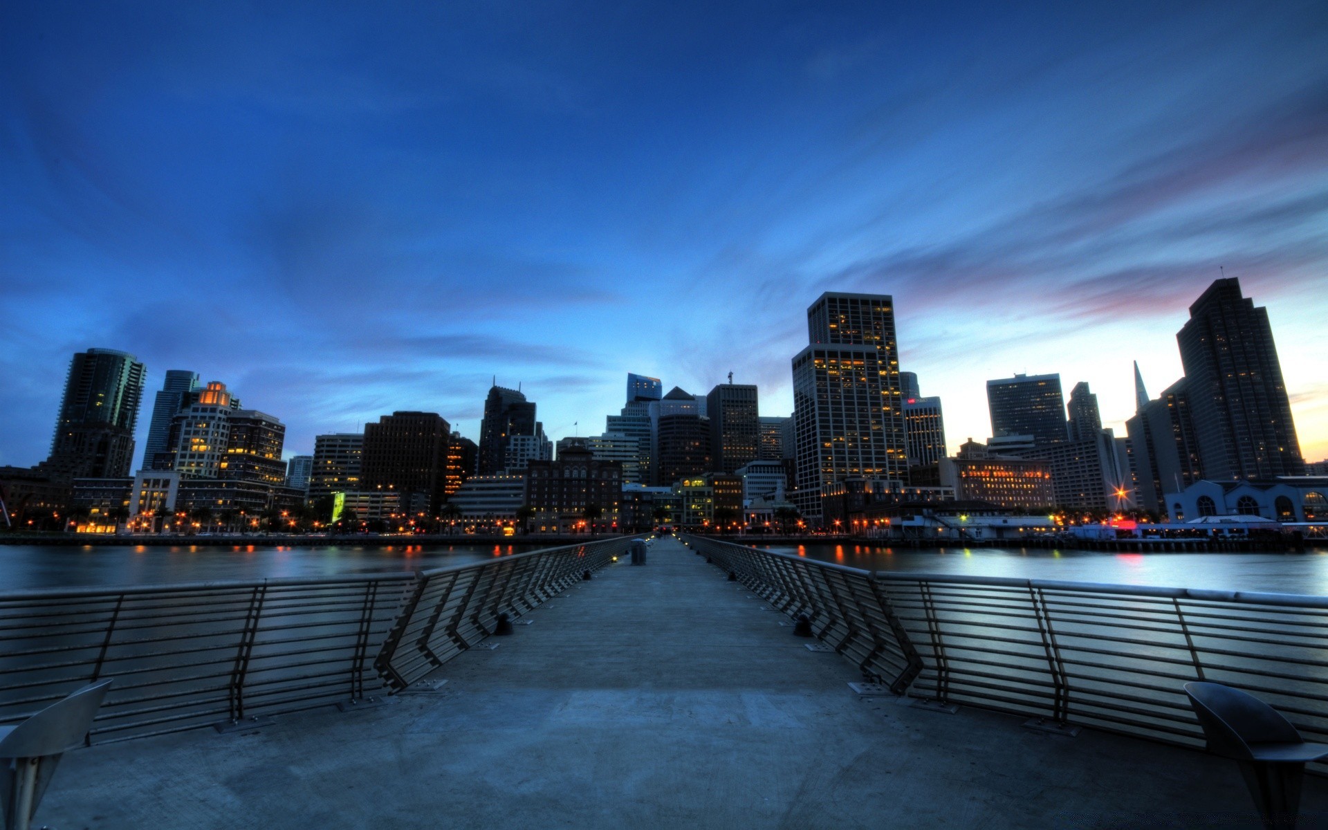 amerika stadt stadtzentrum skyline wolkenkratzer reisen stadt dämmerung architektur abend sonnenuntergang haus städtisch brücke straße himmel reflexion uferpromenade wasser verkehr