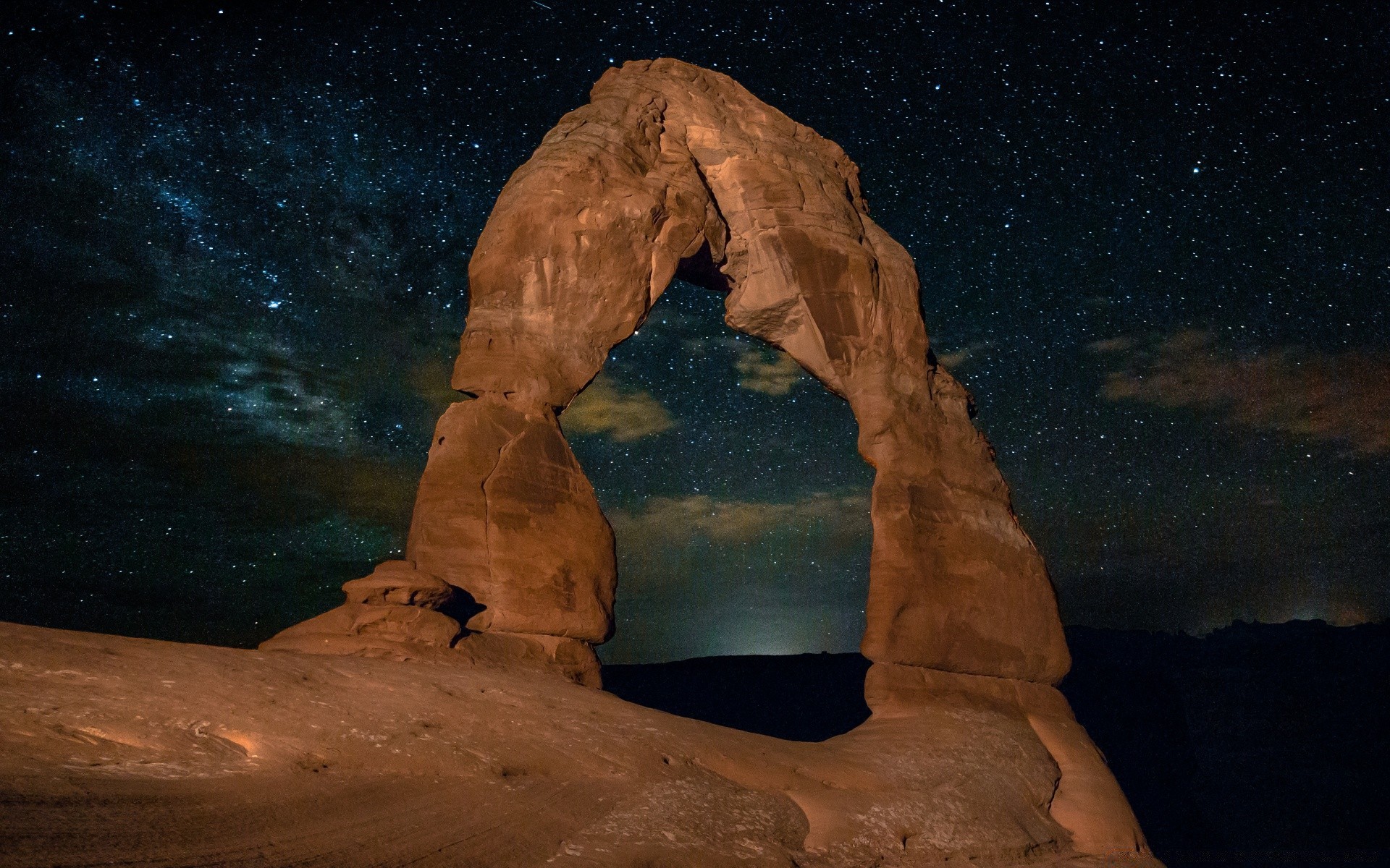 ameryka eksploracja pojedyncza woda księżyc malarstwo sztuka podróż światło dzienne krajobraz dorosły astronomia jaskinia rzeźba surrealistyczna nauka na zewnątrz