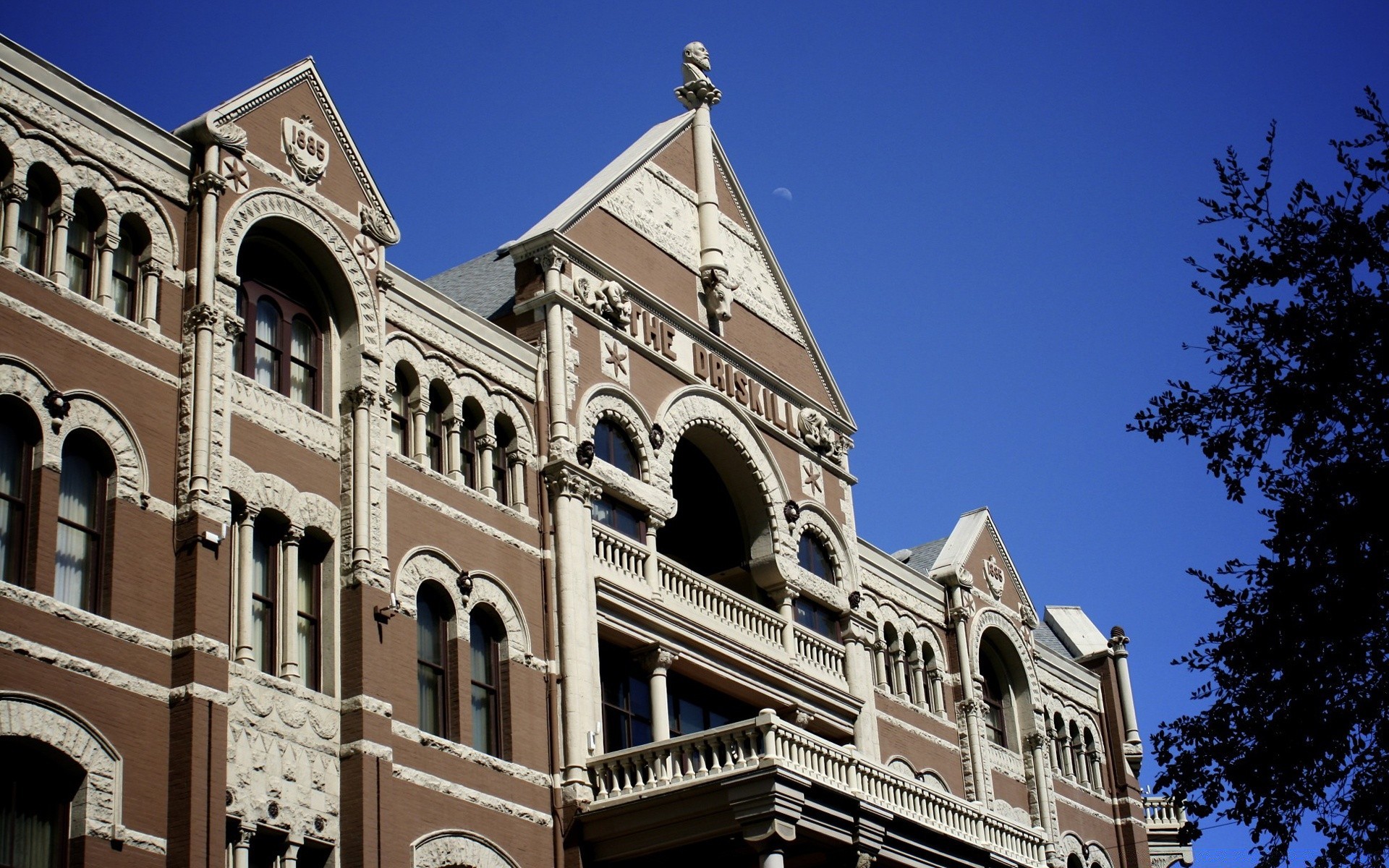 america architecture building travel old sky city ancient outdoors historic exterior church tourism landmark facade religion culture town traditional