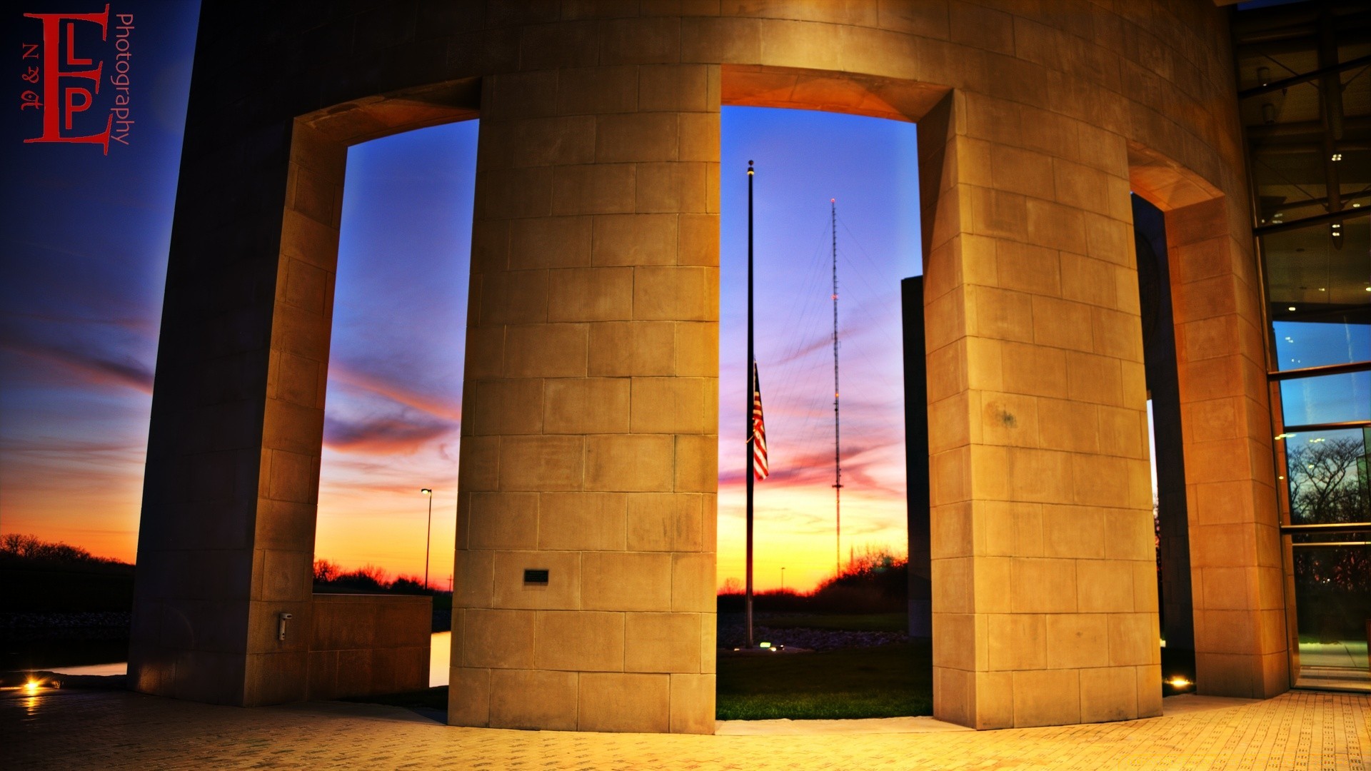 america architettura luce altoparlanti casa cielo città viaggi all aperto strada ombra arco porta museo