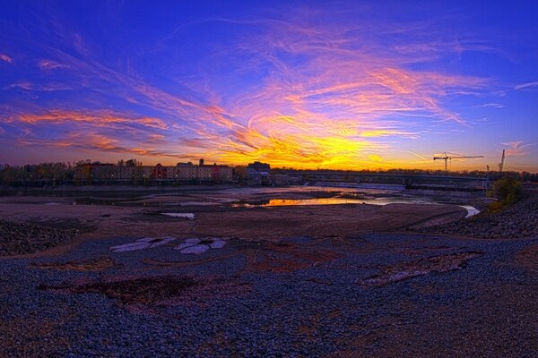 Douce aube. paysage aquatique