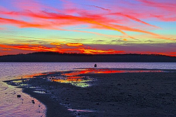 Stunning American beach at sunset