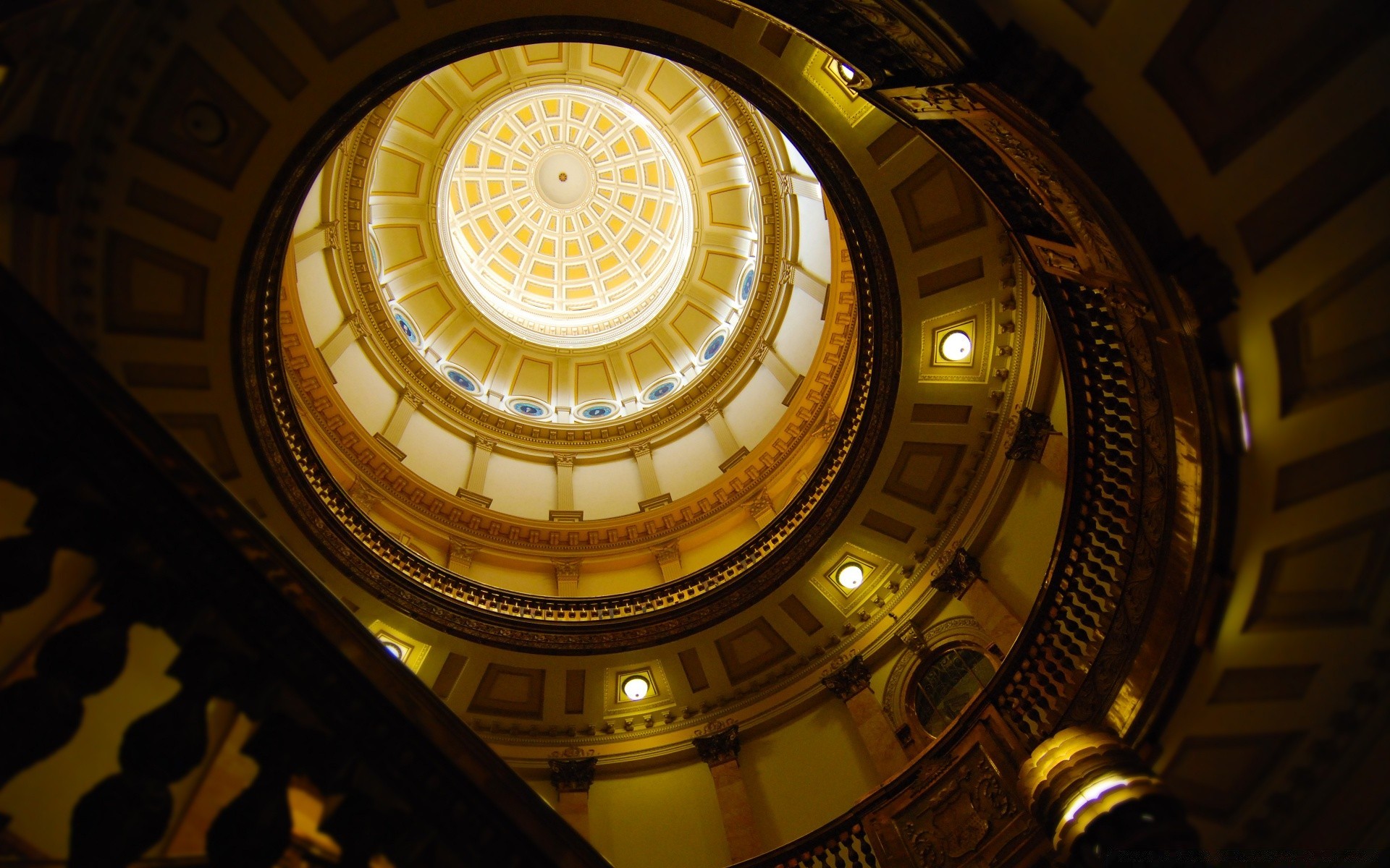 america ceiling architecture indoors dome light travel step museum inside city church building rotunda gold