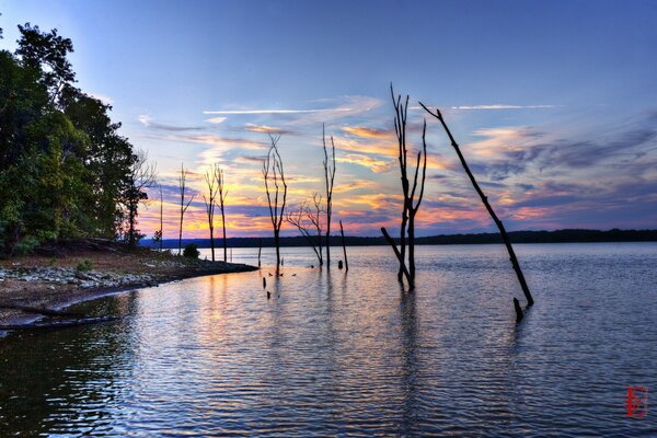 Reflection of the sky in the waters of a huge lake