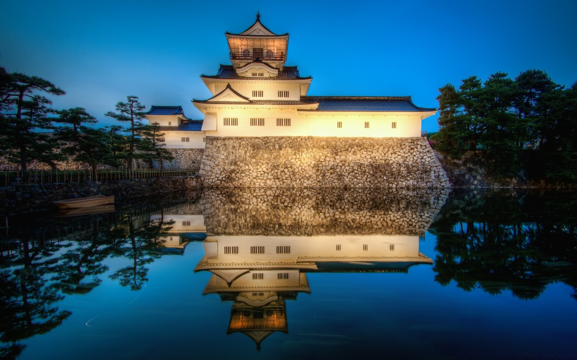 asia travel architecture water sky old outdoors vacation traditional building castle luxury ancient reflection tourism