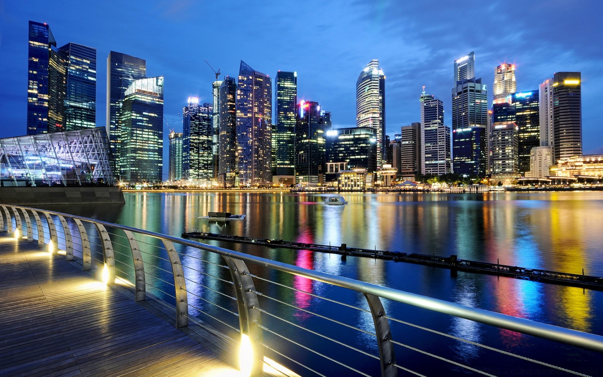 asia ciudad skyline ciudad rascacielos centro de la ciudad arquitectura reflexión hogar urbano oficina crepúsculo moderno negocio río puente terraplén torre viajes financiera noche