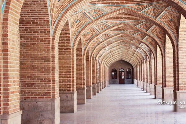 Asian architecture, house with arches