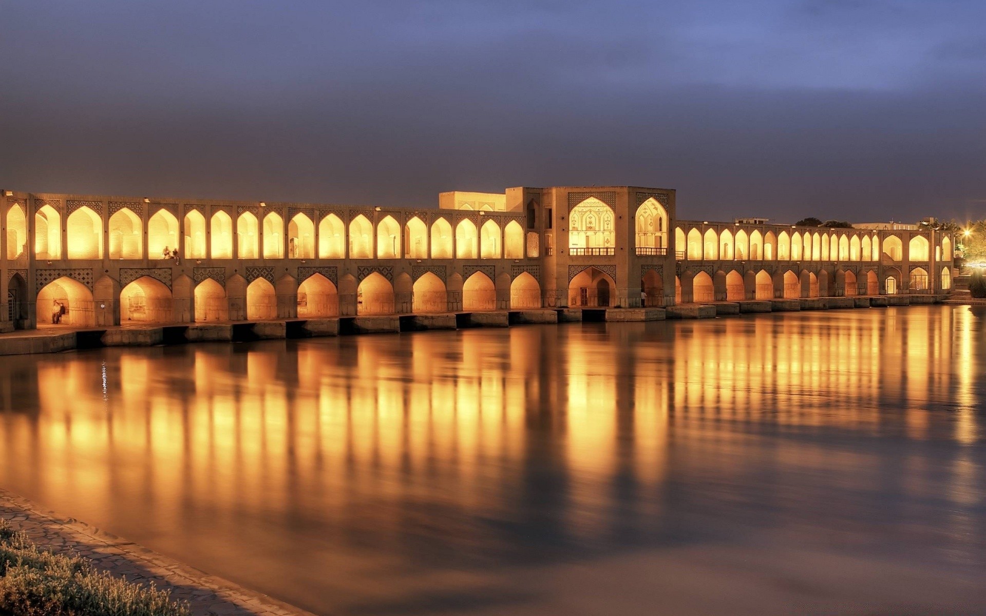 asien sonnenuntergang reflexion dämmerung wasser architektur abend reisen dämmerung himmel stadt brücke haus licht im freien fluss tourismus sehenswürdigkeit alt meer